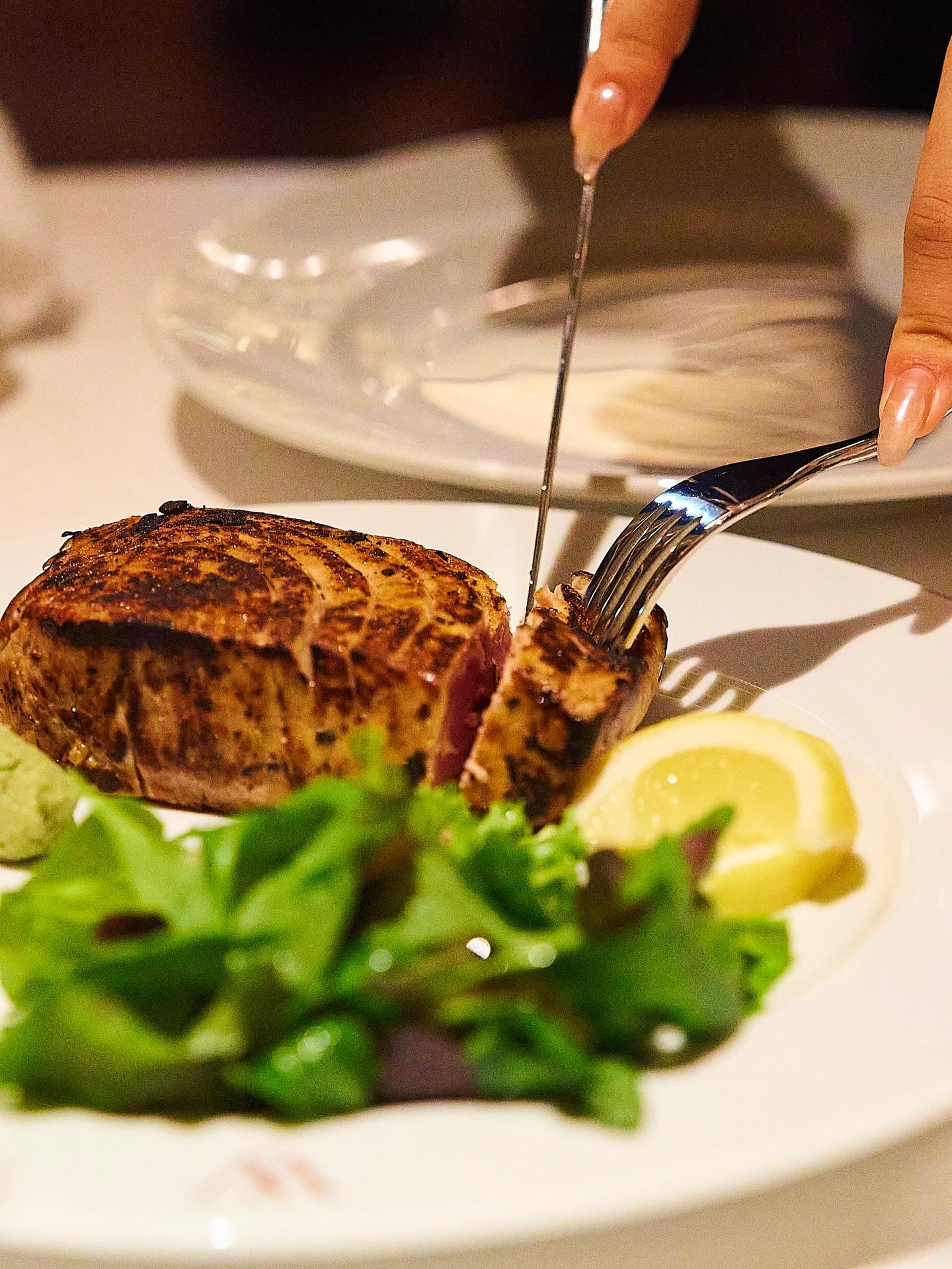 29階から望む東京の景色と、手間ひまかけた極上の料理。