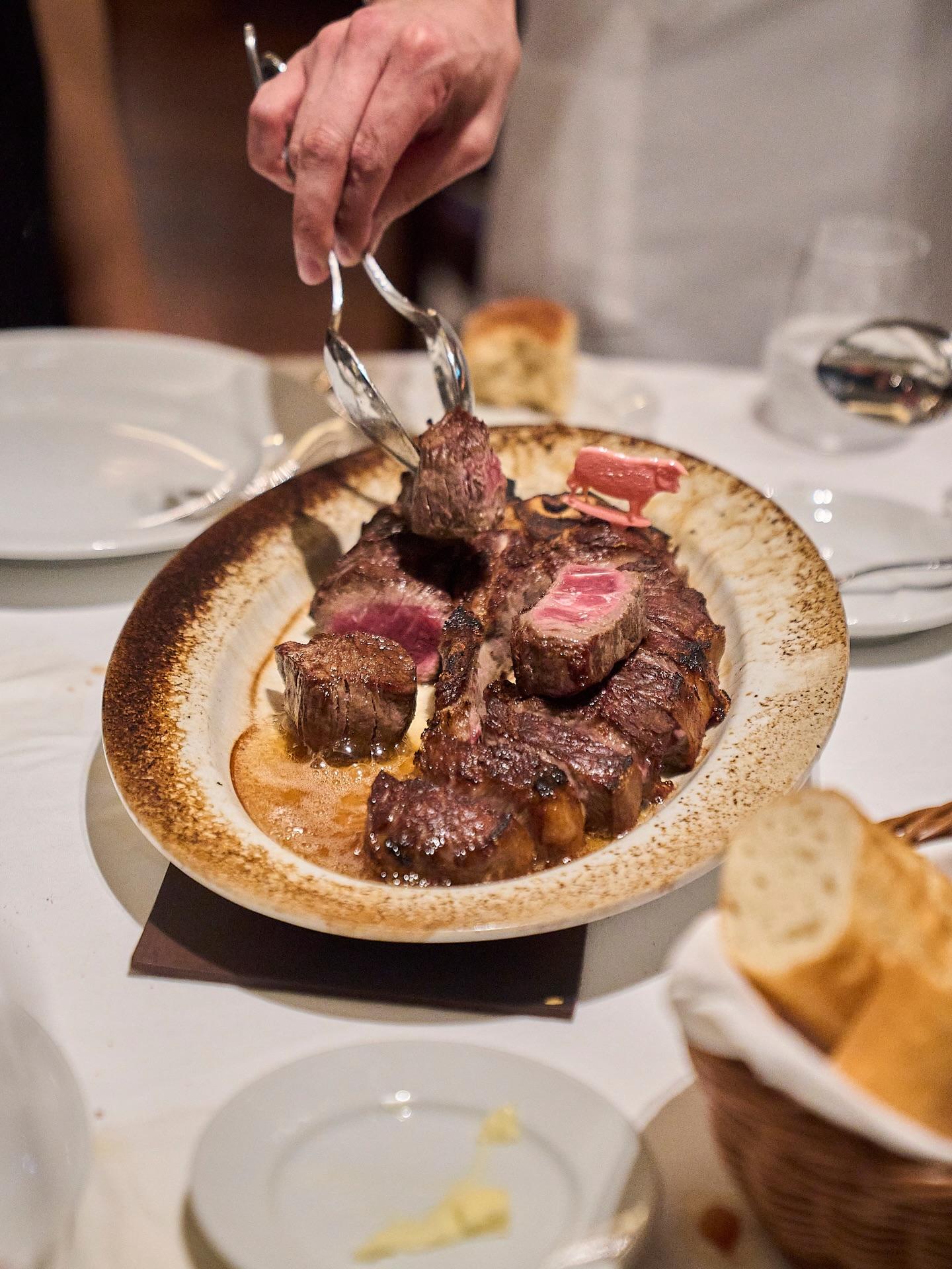 お越しいただくすべてのお客様に、期待を超えるひとときを。